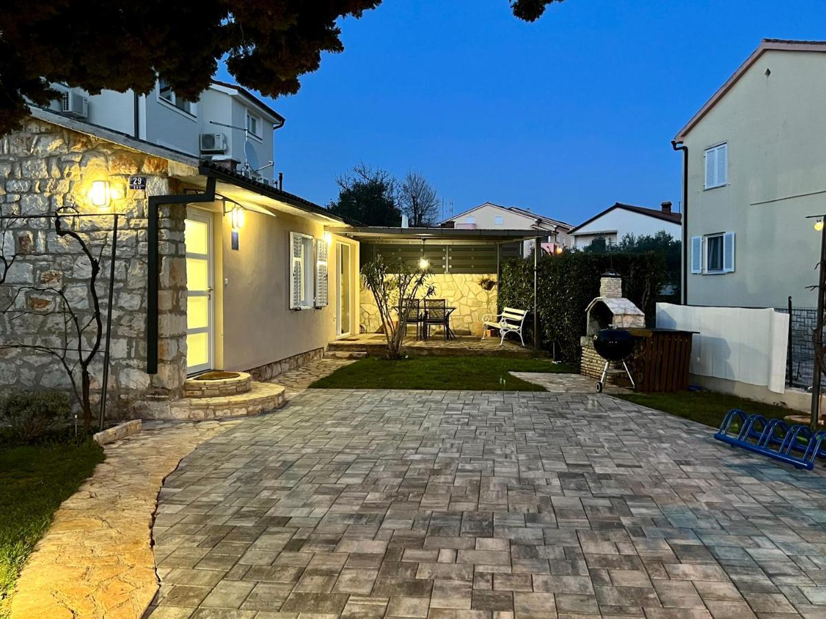 Villa Laurus Garden Medulin Exterior foto