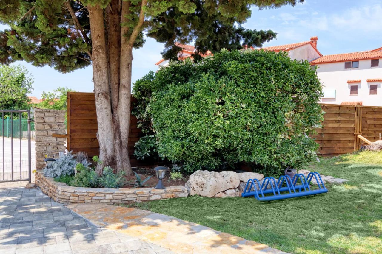 Villa Laurus Garden Medulin Exterior foto